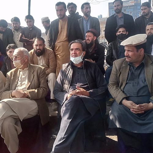 Qamar Zaman Kaira joined the protest to sympathize with the Pakhtun traders